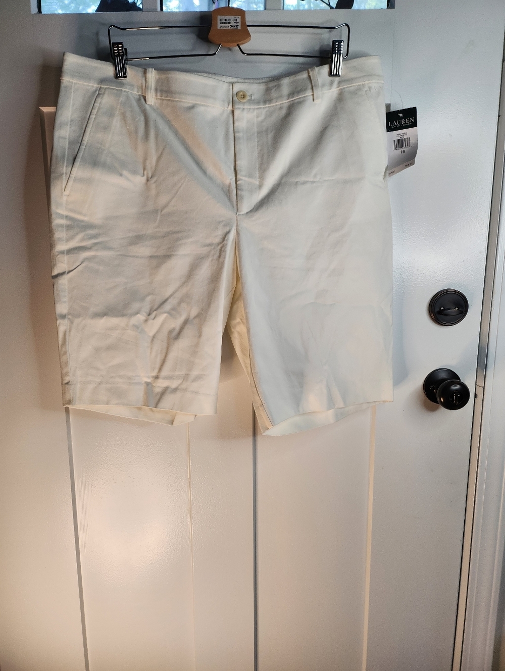 Lauren Ralph Lauren Cream Flat-Front Men’s Shorts